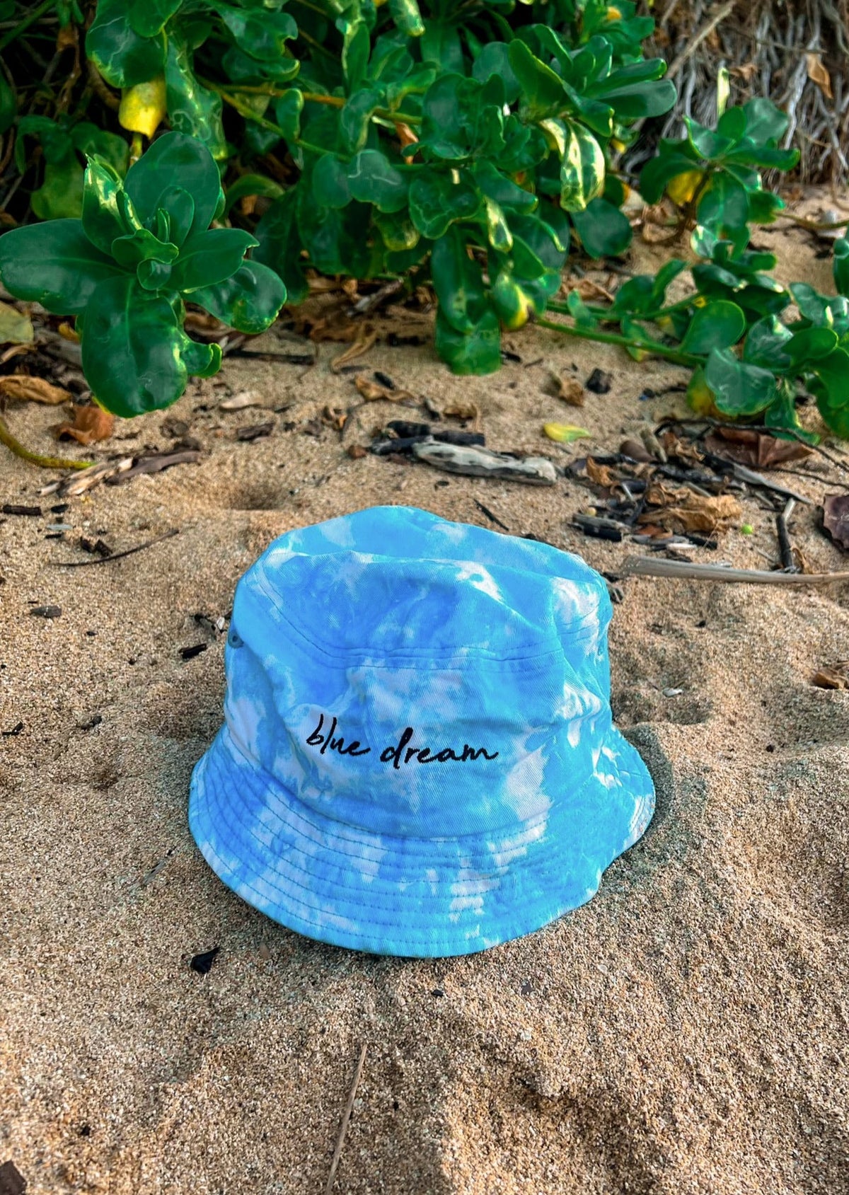 NEON &quot;BLUE DREAM&quot; TIE-DYE BUCKET HAT!