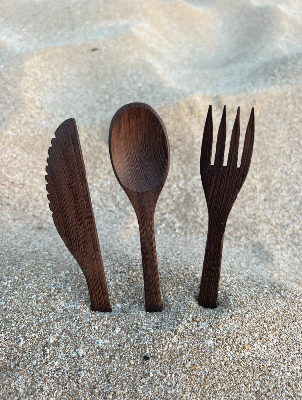 ECO-FRIENDLY UTENSIL SET 🌊🌈☀️